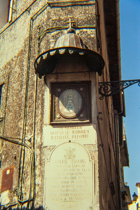Madonna Di Loreto Edicola In Via Don G. Morosini